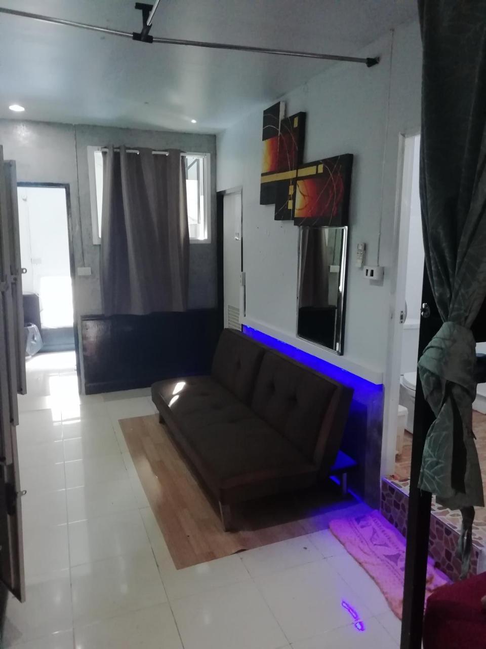 Neverland Dorm Phi Phi Don Esterno foto