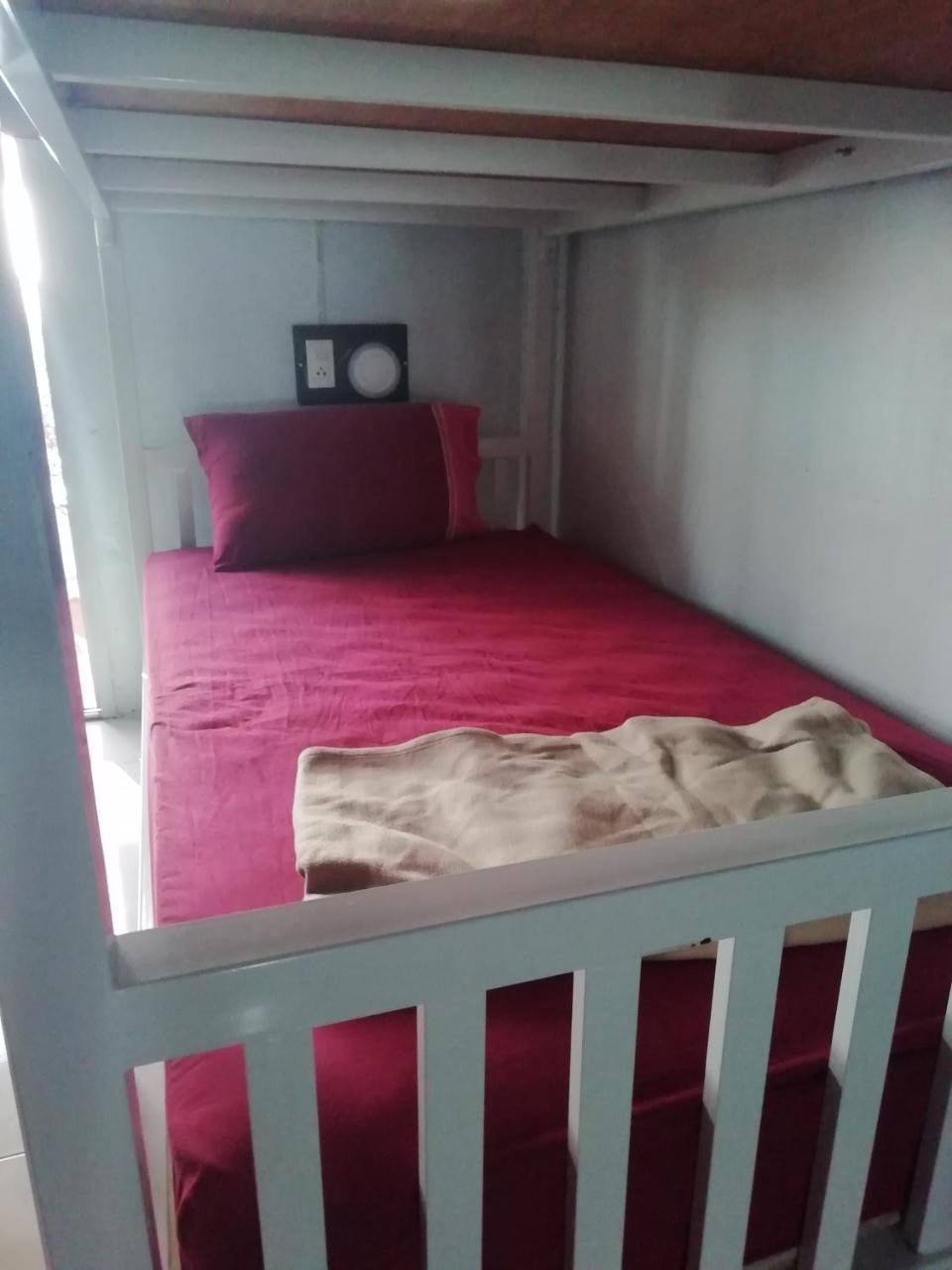 Neverland Dorm Phi Phi Don Esterno foto