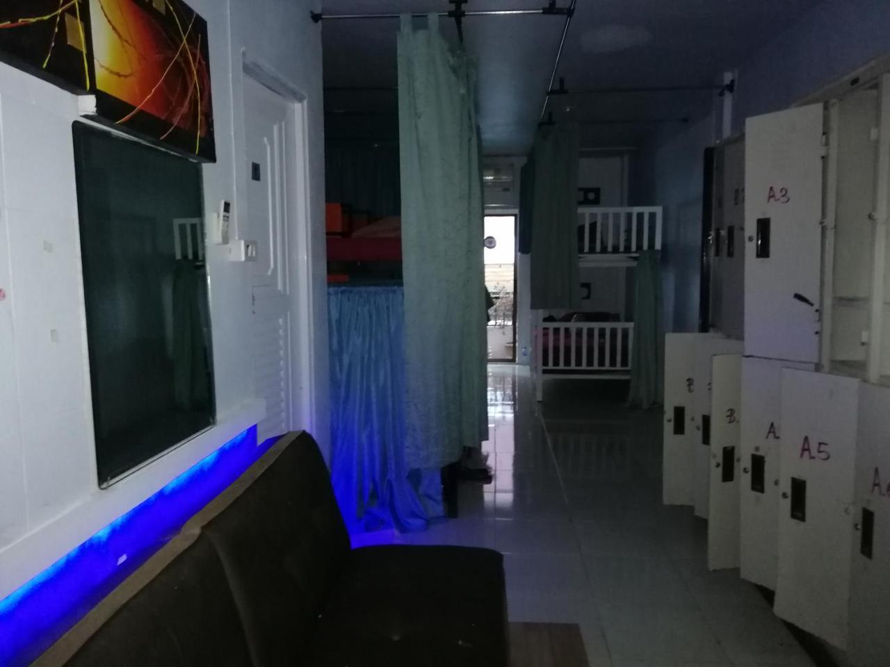 Neverland Dorm Phi Phi Don Esterno foto